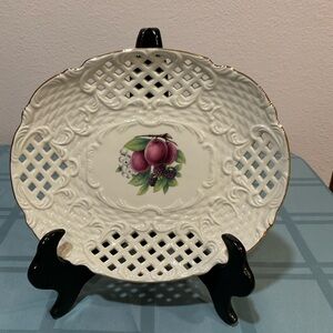 Formalities by Baum Bros Plum Fruit Berry 10" Serving Dish Gold Trim Purple